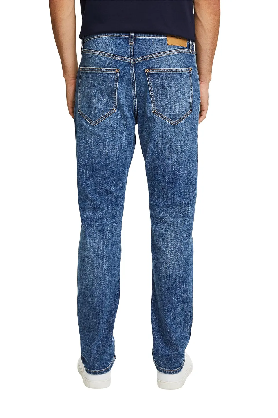 esprit-993ee2b327-herren-jeans-klassische-denim-hose-von-esprit image 1