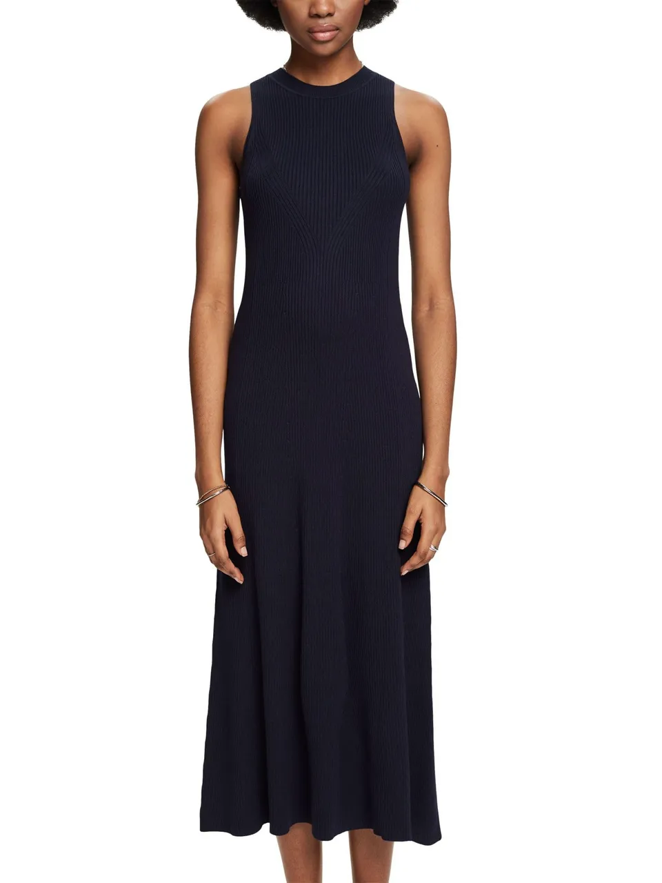 esprit-kleid-034ee1e304-damen-kleid-feminine-passform-f-llt-klein-aus image 1
