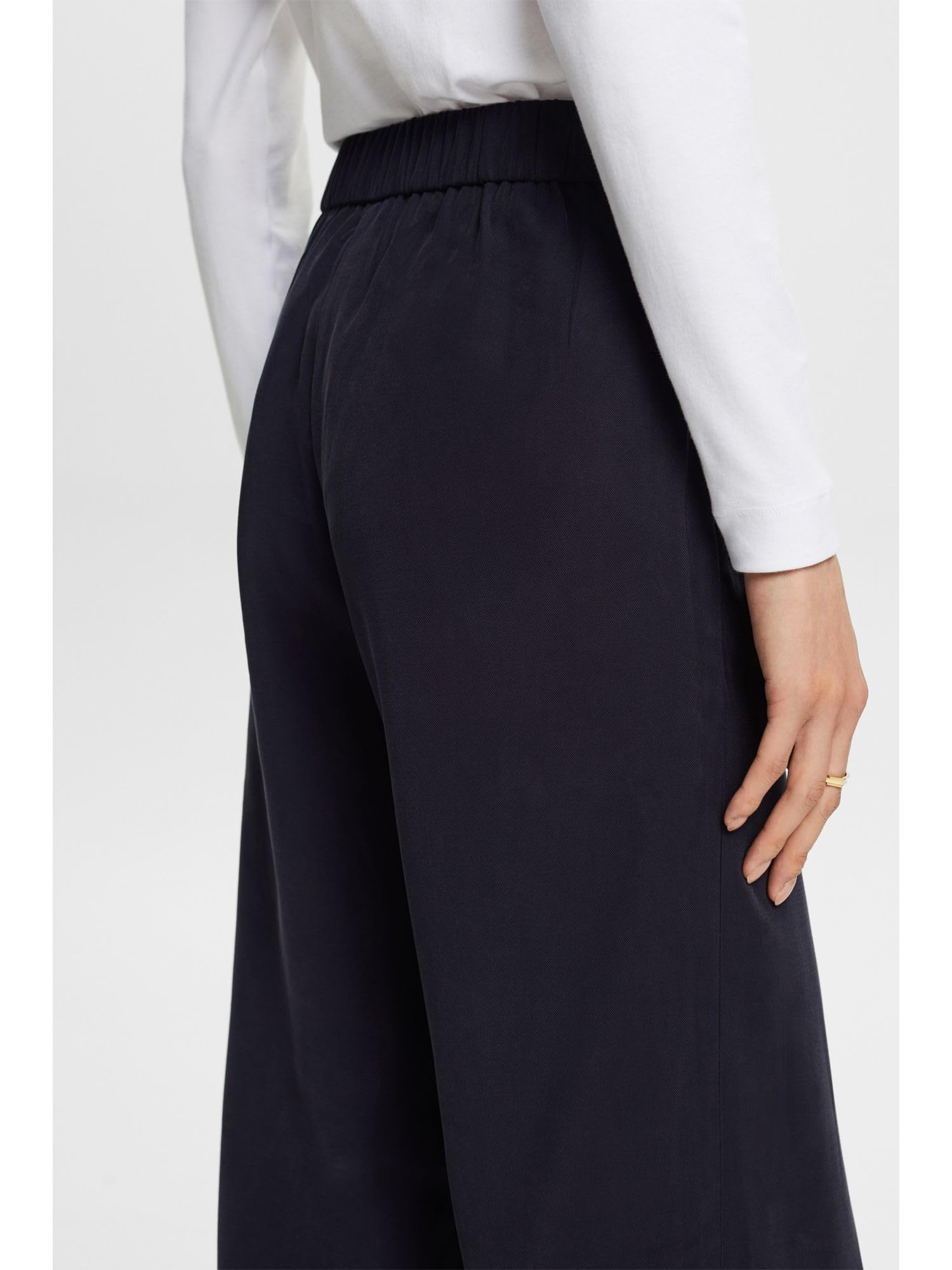 esprit-073ee1b304-damen-hose-aus-der-esprit-hosen-serie image 4