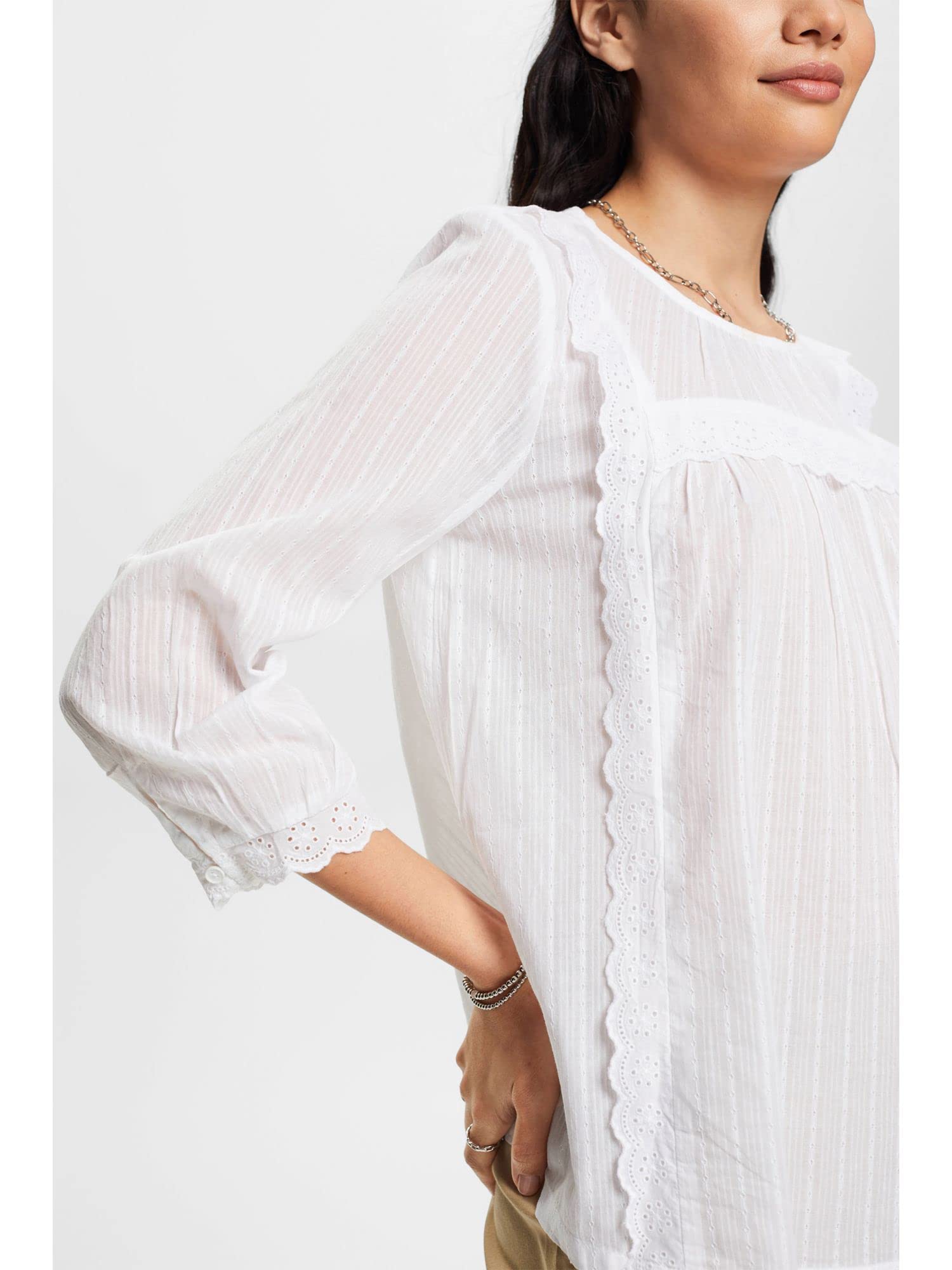 esprit-993ee1f309-damen-bluse-klassische-markenbluse-mit-vielseitigem-styling image 4