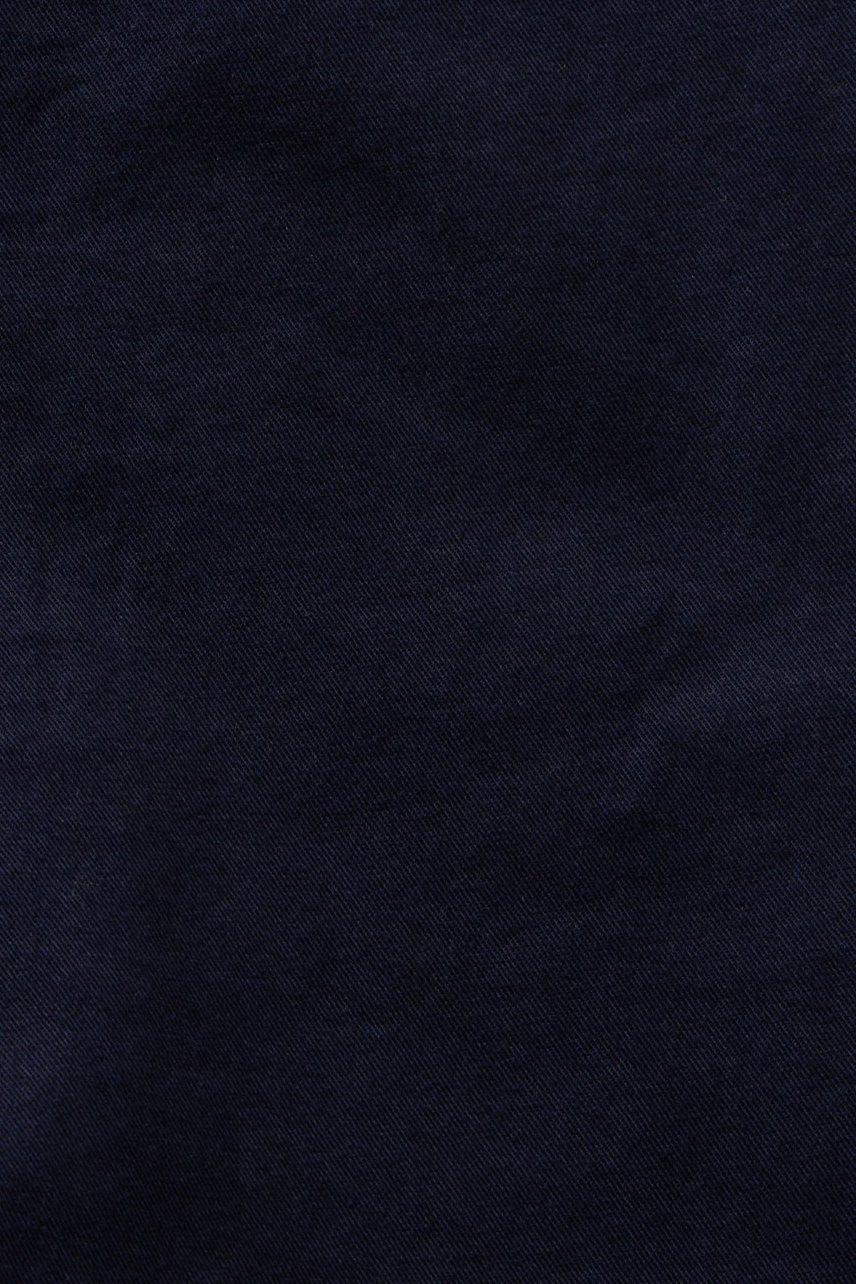 esprit-113ee1b360-damen-jeans-passgenaue-denim-hose-mit-perfekt-sitzendem-bund image 5