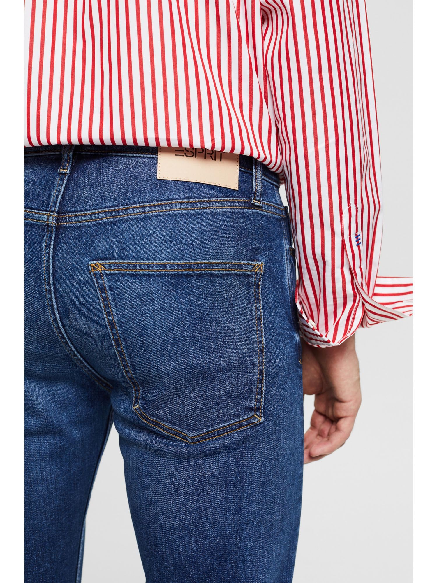 esprit-024ee2b332-herren-jeans-klassischer-five-pocket-denim-f-r-alltag-und-frei image 2